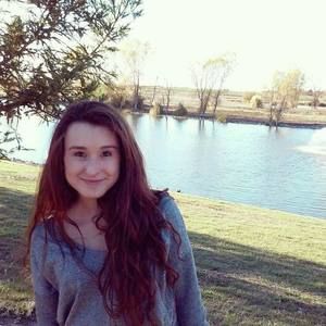 Meet your Posher, Manuela