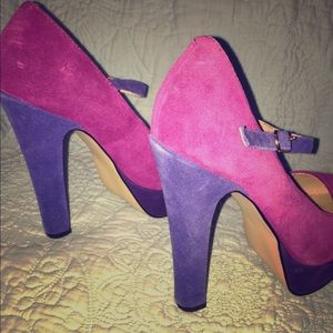 Steve Madden Statement Heels in Perfect Condition