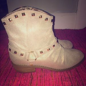 Beige/gold Juicy Couture Booties New!