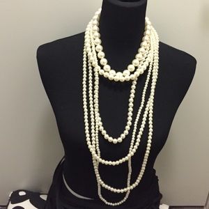 Pearls necklace
