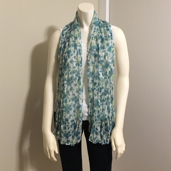 Blue Flowered Scarf - Picture 3 of 4
