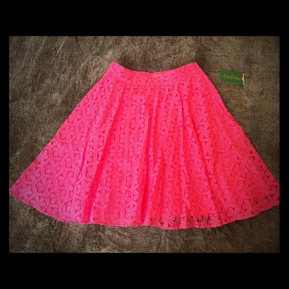 Lilly Pulitzer Pink Meadow Skirt Size 2 - Picture 1 of 3