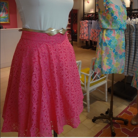 Lilly Pulitzer Pink Meadow Skirt Size 2 - Picture 2 of 3
