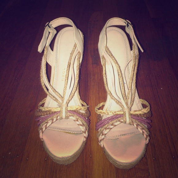 Summery purple and yellow wedges