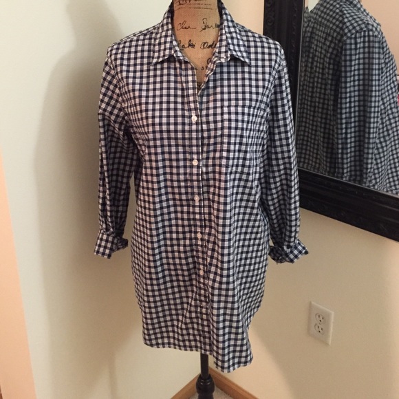 SOLD | BR Soft-wash Boyfriend Button Down - Picture 2 of 3