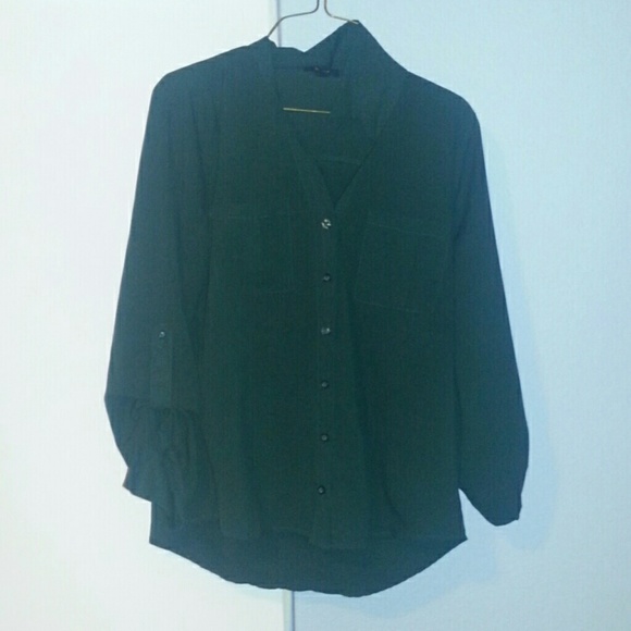 Green buttoned blouse, 3/4 sleeves