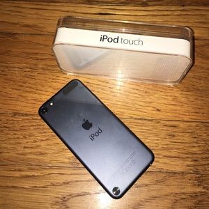 Black iPod touch 5th generation