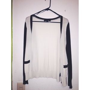 Baseball style cardigan ⚾️