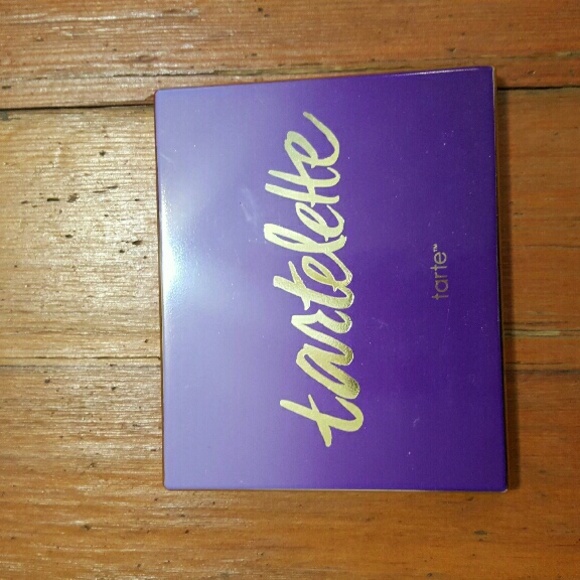 Tarte Tartelette Amazonian Matte Eyeshadow Palette