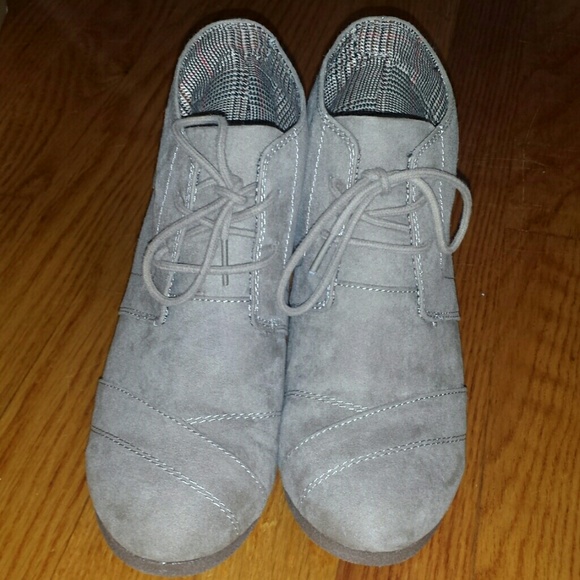 Wedge booties