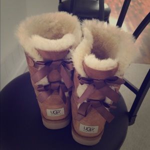 Uggs with bows