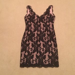 Lace Sheath Sleeveless Tan and Black Dress