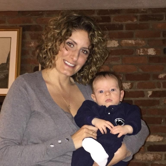 Meet your Posher, Melissa - Picture 2 of 2