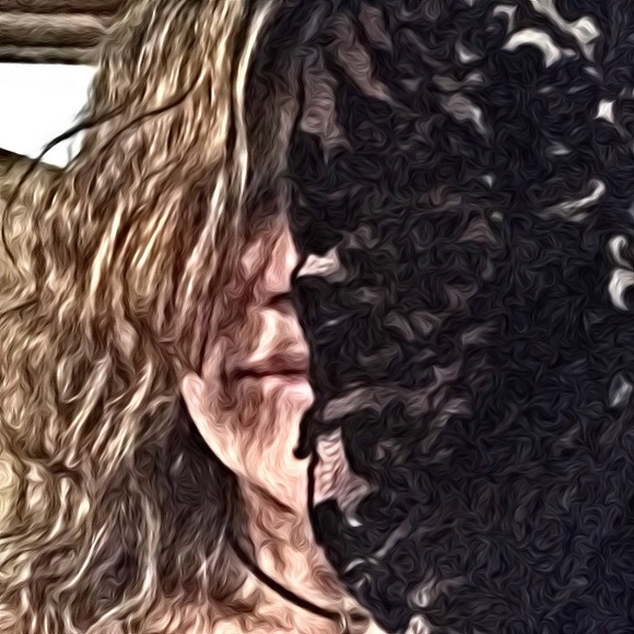 Meet your Posher, Pamela - Picture 2 of 4