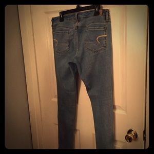 American Eagle super stretch for caramelqt only