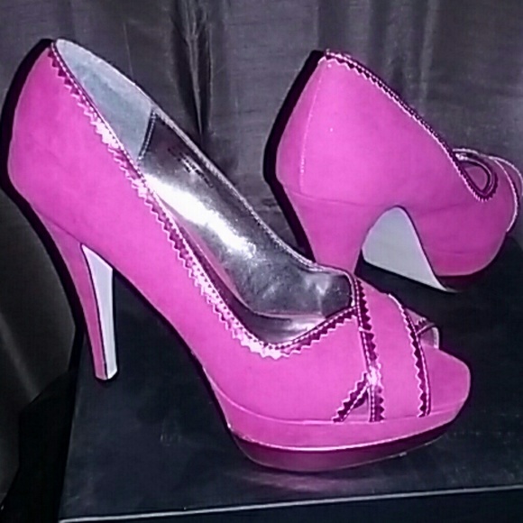Fuchsia Heels