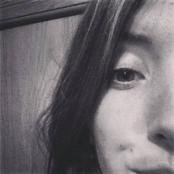 Meet your Posher, Stephanie - Picture 1 of 1