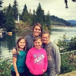 Meet your Posher, Rose