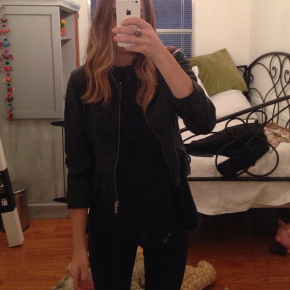 GUESS leather jacket - Picture 3 of 3