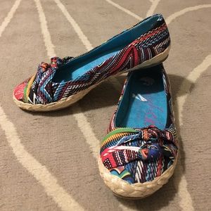 Tribal Print Flats