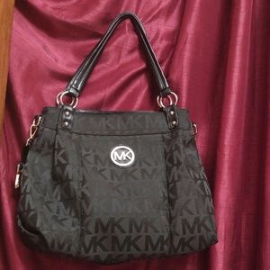 Michael kors purse