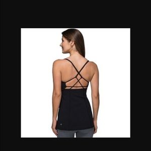 Lululemon top size 6