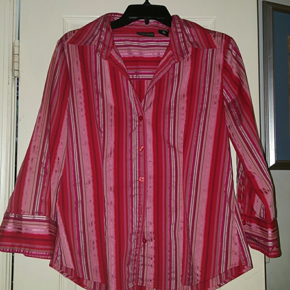 New york and Company Button down top