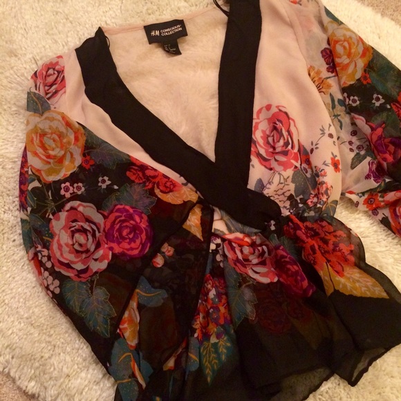 Flower Pattern Kimono Style Cinched Blouse