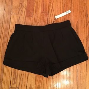 MNK SEXY BLACK DRESS SHORTS WITH GOLD ACCENT SZ M!