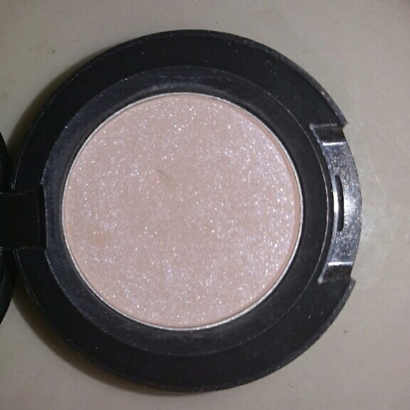 MAC eyeshadow bundle