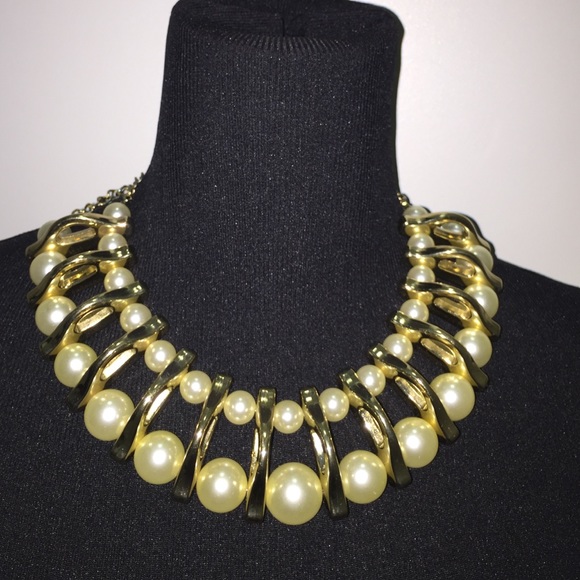pearl necklace