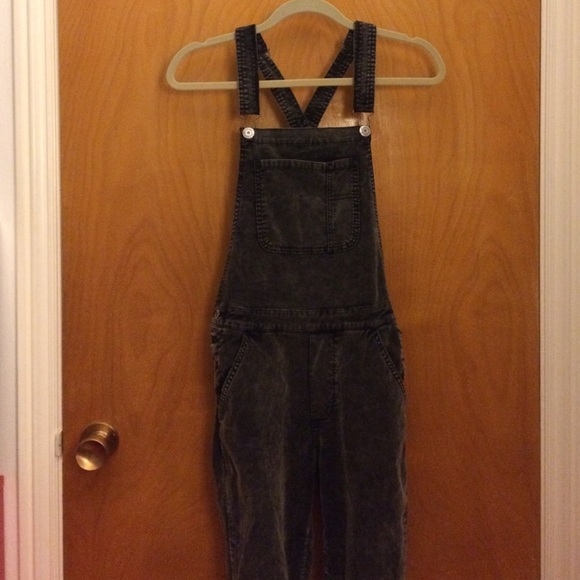 American eagle corduroy overalls size small