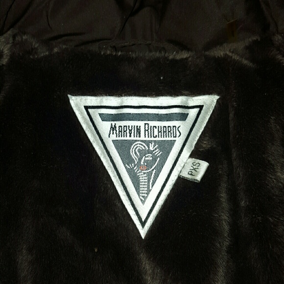 MARYIN RICHARDS - Picture 2 of 3