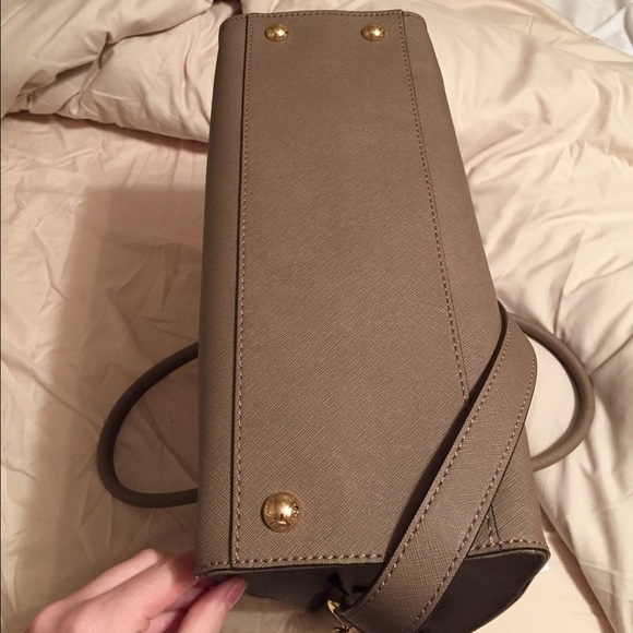 Michael Kors purse - Picture 3 of 4