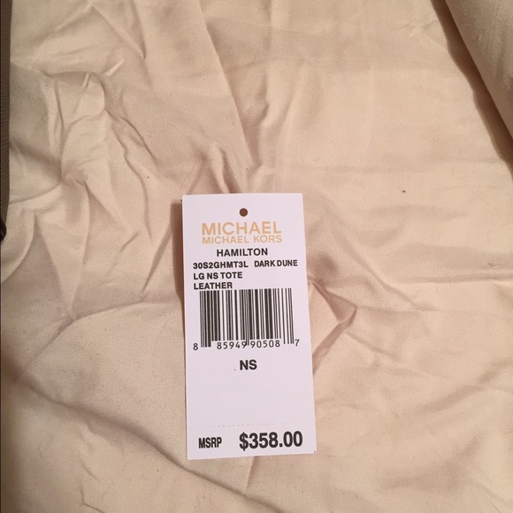 Michael Kors purse - Picture 4 of 4