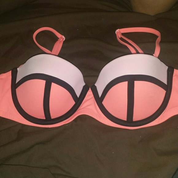 VS triangle swimsuit top