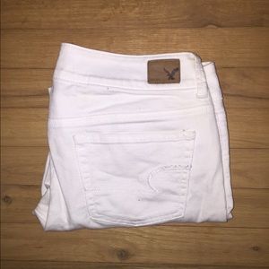 Artist Crop Stretch American Eagle Jeans size 8