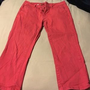 Red Old Navy Capris Size 6