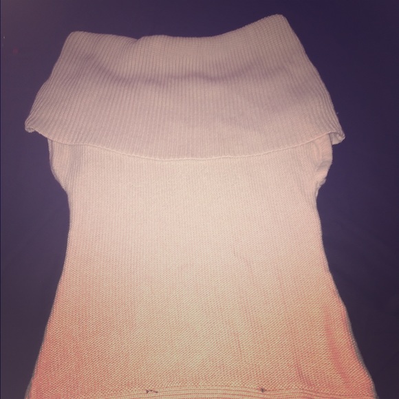 Bebe sweater