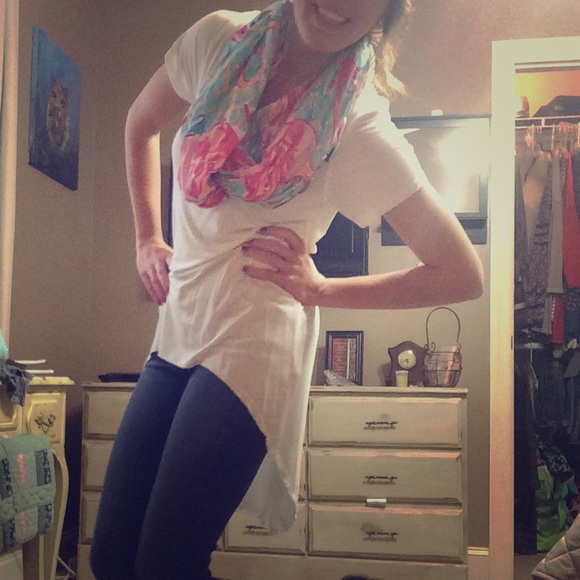 High low white tee