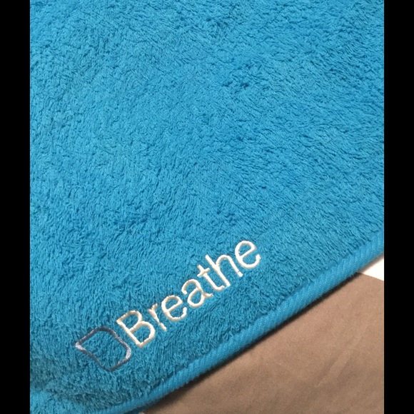 Breathe Bikram Yoga Mat - Regular in Aqua