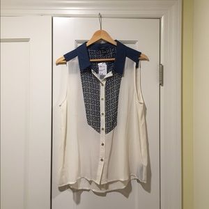 NWT Forever 21 blue/white sleeveless top