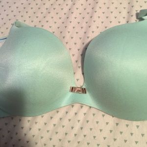 36 DD Victoria's Secret bra