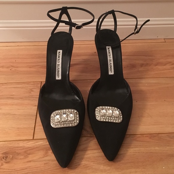 Manolo Blahnik Shoes - Final Price: Black Manolo Blahnik Size 38 1/2