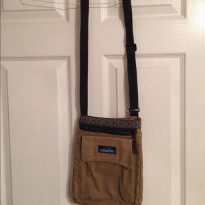 Kavu purse