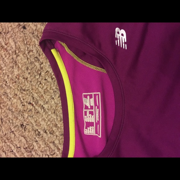 New Balance tee - Picture 2 of 3