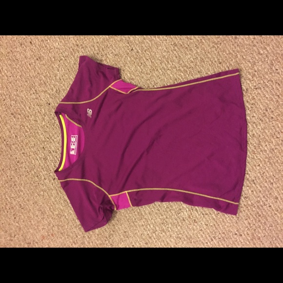New Balance tee - Picture 3 of 3