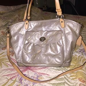 FLASH SALE 💖Patten leather Coach bag🤑