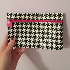 Makeup bag