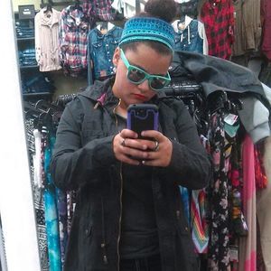 Meet your Posher, Annie